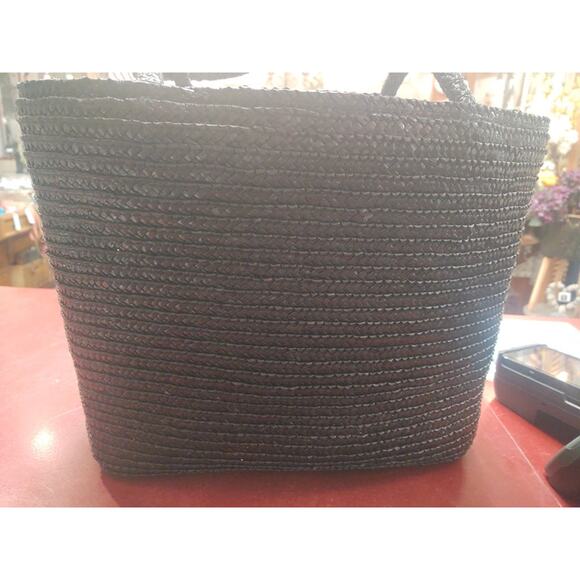 Worthington Black Rafia Tote with white stars and pinstripe interier - Picture 4 of 5